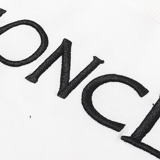 【MONCLER 公式旗艦店】ご好評に付き再入荷!!