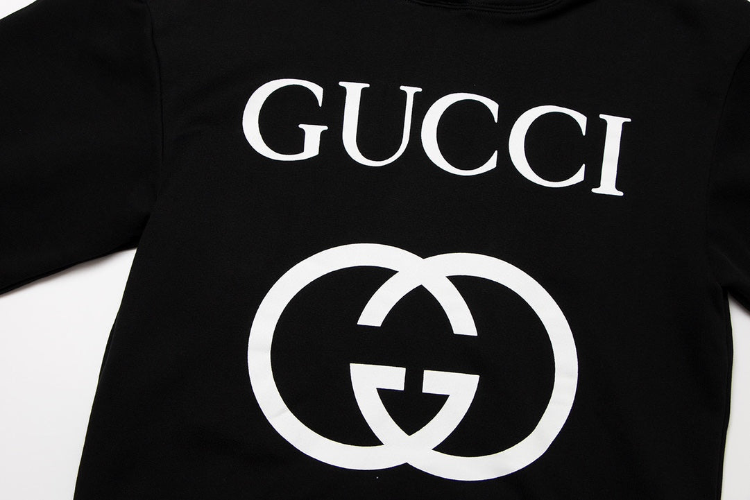 【 Gucci 旗艦店】ご好評に付き再入荷!!