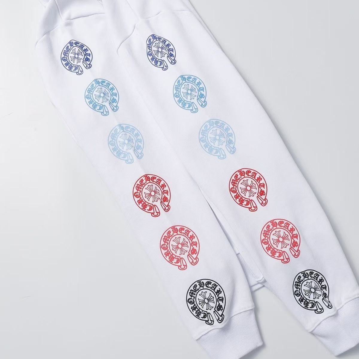 【Chrome Hearts公式旗艦店】好評に付き再入荷!!