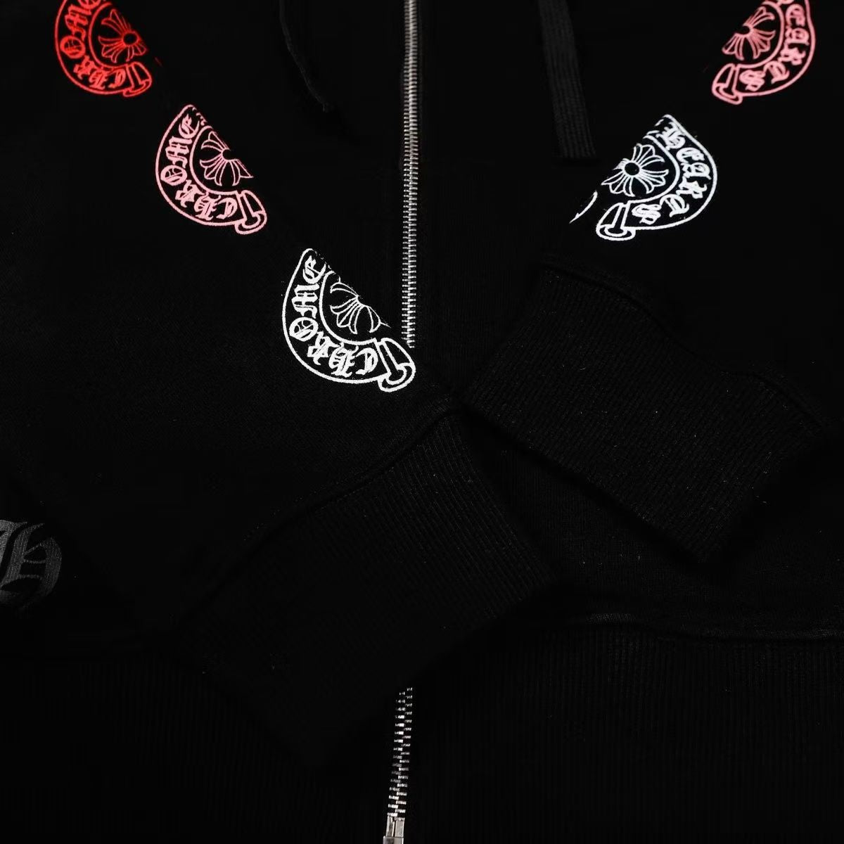 【Chrome Hearts公式旗艦店】好評に付き再入荷!!