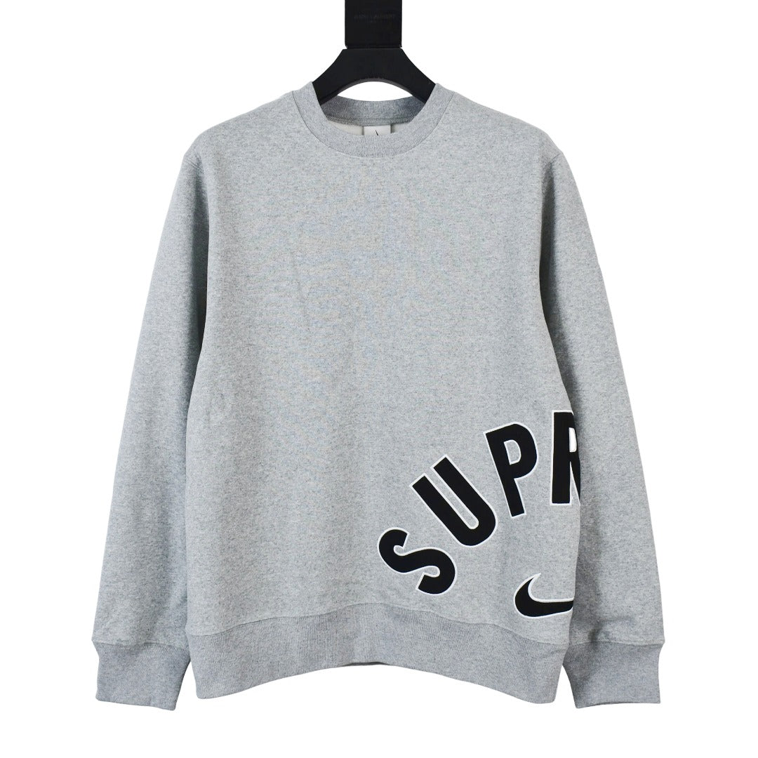 【Supreme公式旗艦店】好評に付き再入荷!!