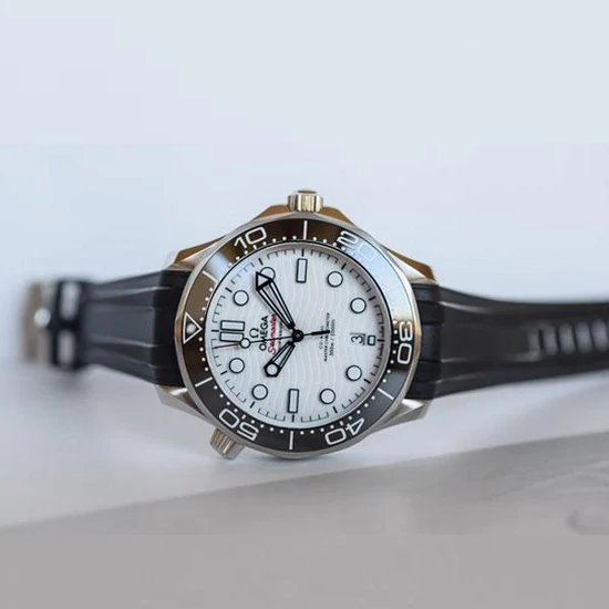 シーマスター 210.32.42.20.04.001-42MM