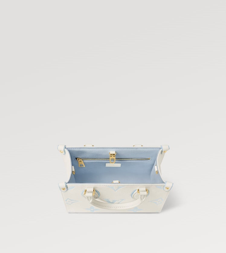 【淡いカラーが◎!】Louis Vuitton オンザゴー トートバッグ M46833