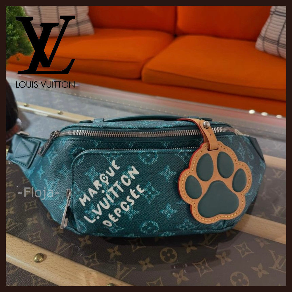 【肉球チャームが可愛い♪】LOUIS VITTON ラッシュ・バムバッグ M12867