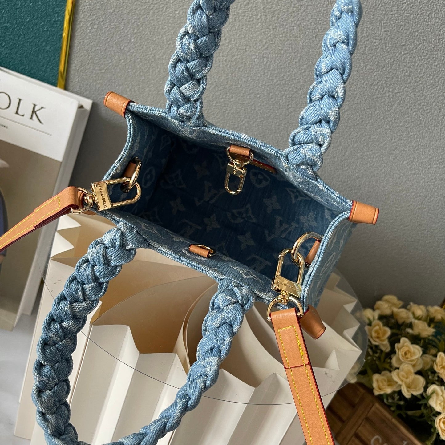 【持ち手もかわいい♡】Louis Vuitton レットゴー M24897
