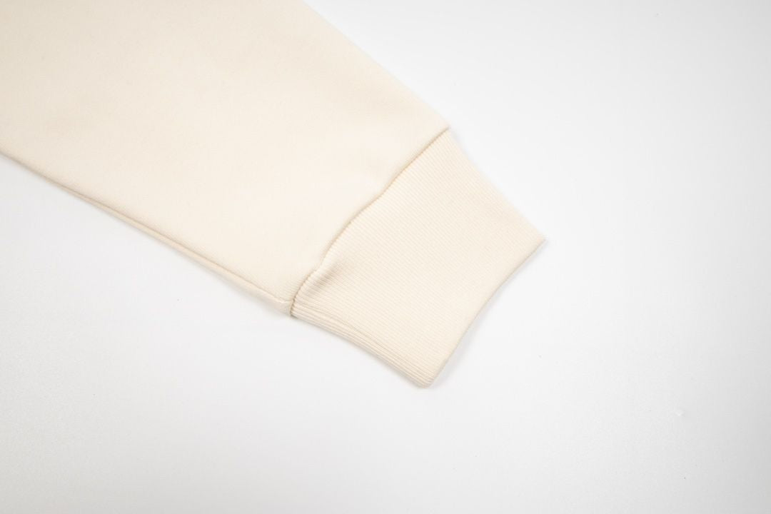 【GUCCI 公式旗艦店】返品無料「おうちで試着」