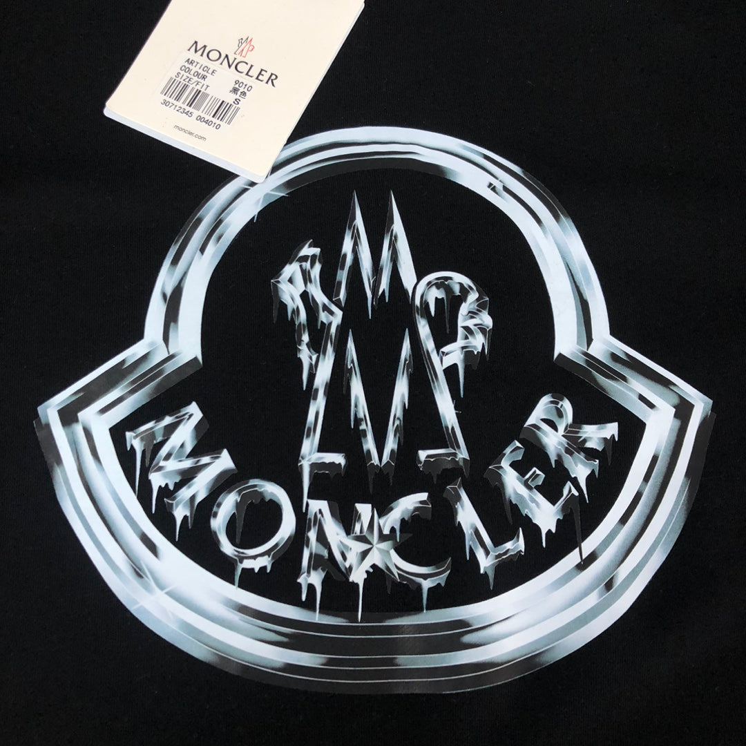 【MONCLER】モンクレール 男女兼用、ご好評に付き再入荷!