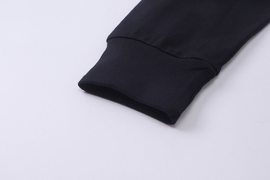 【BALENCIAGA公式 旗艦店】ご好評に付き再入荷!