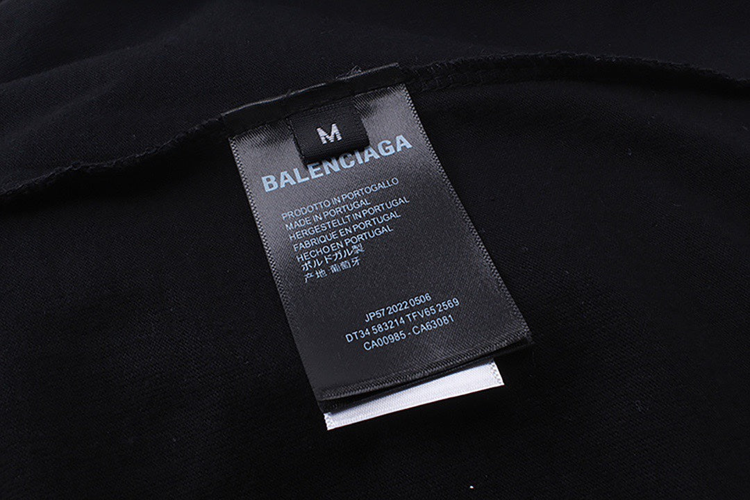 【BALENCIAGA公式 旗艦店】ご好評に付き再入荷!
