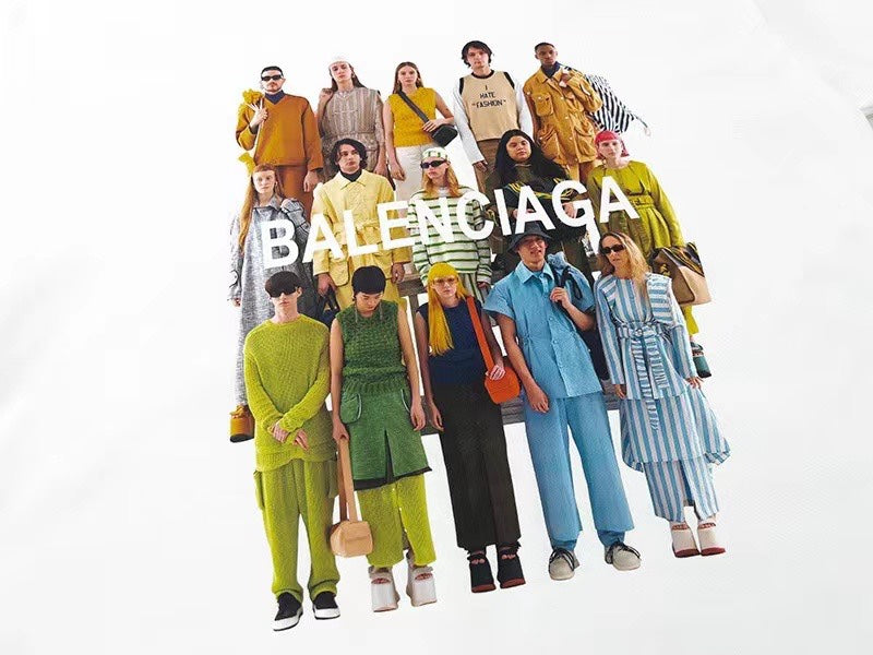 【Balenciaga 旗艦店】ご好評に付き再入荷!!