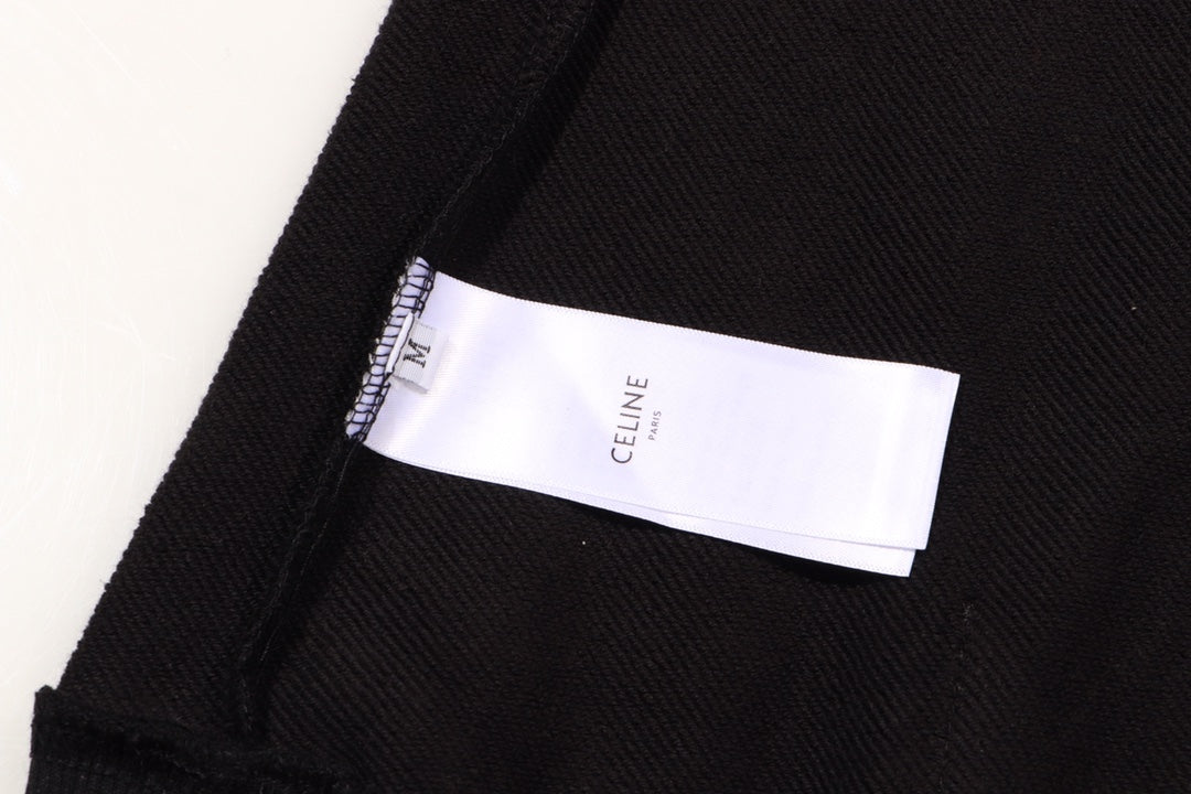 【CELINE 公式旗艦店】セリーヌ好評に付き再入荷!