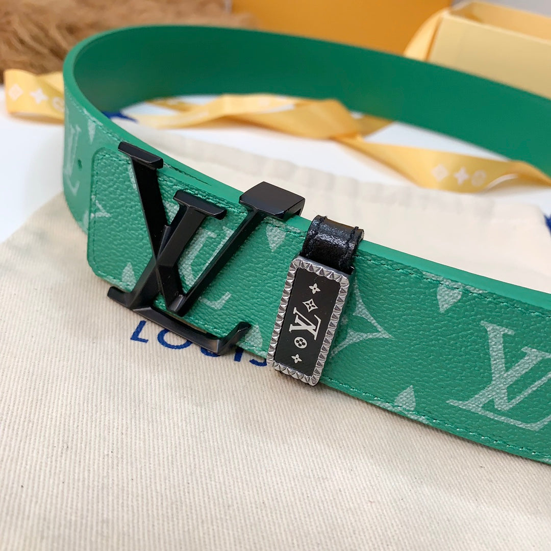 Louis Vuitton クラシックバージョン文字ピュアスチールバックル