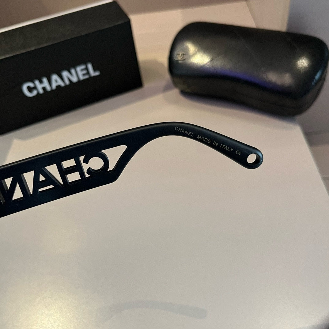 ☆CHANEL☆ 中古のサングラス