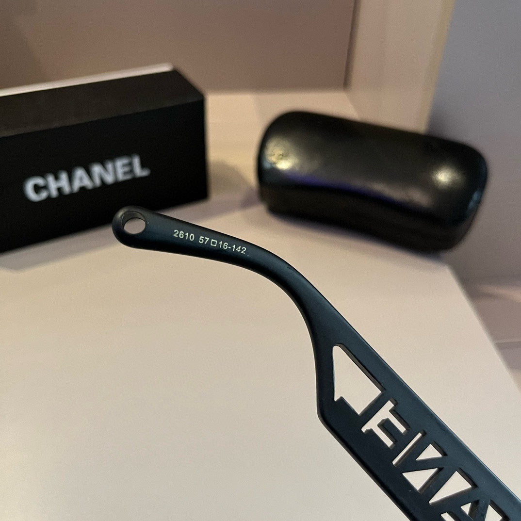 ☆CHANEL☆ 中古のサングラス