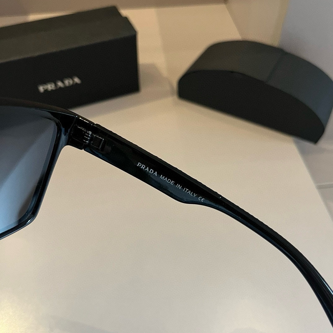 ☆PRADA☆ スポーツサングラス