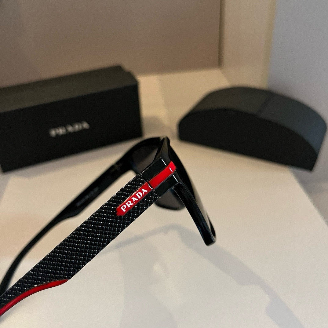 ☆PRADA☆ スポーツサングラス