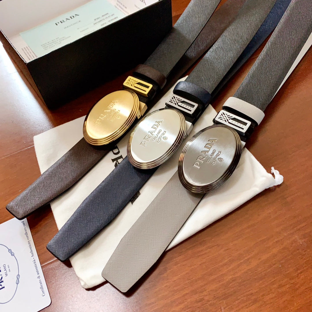 PRADA 両面輸入牛革