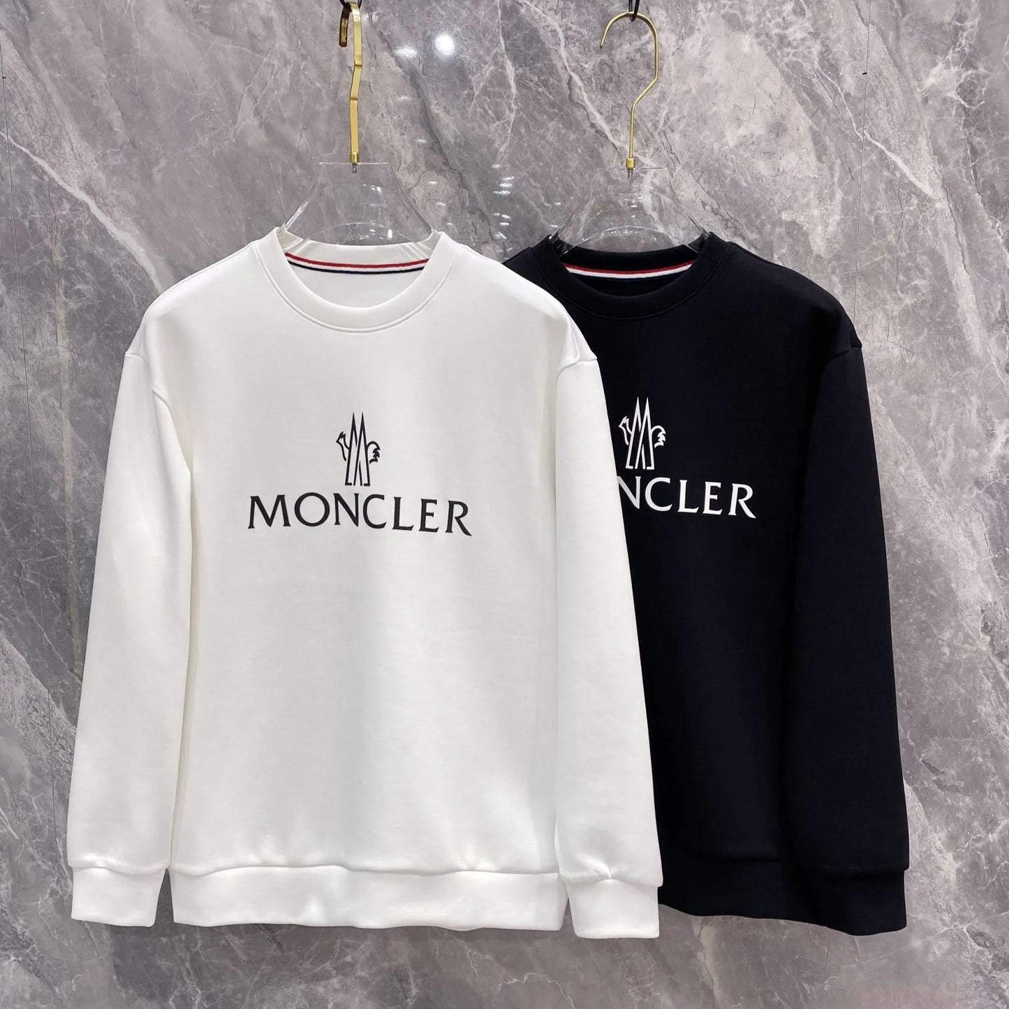 【MONCLER 公式旗艦店】ご好評に付き再入荷!!