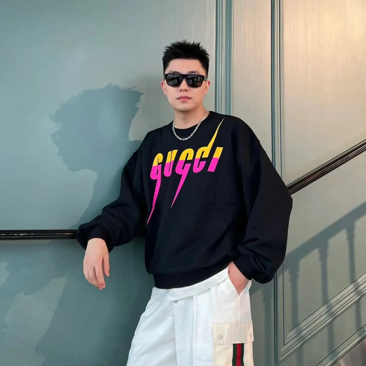 【 Gucci 旗艦店】ご好評に付き再入荷!!
