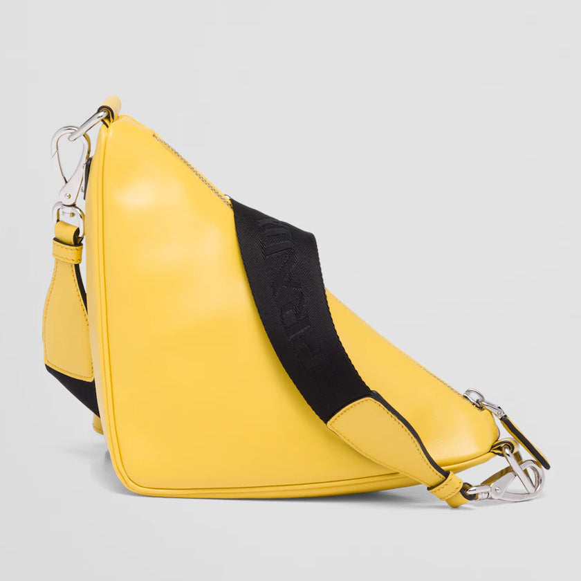 累積売上第1位☆新作☆ プラダ PRADA トライアングル レザーショルダーバッグ