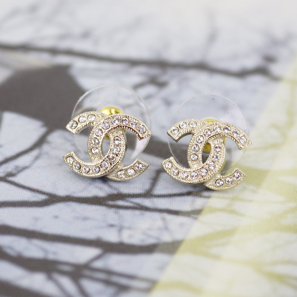 レア商品!CHANEL シャネル ピアス CC マーク A88429 A95896