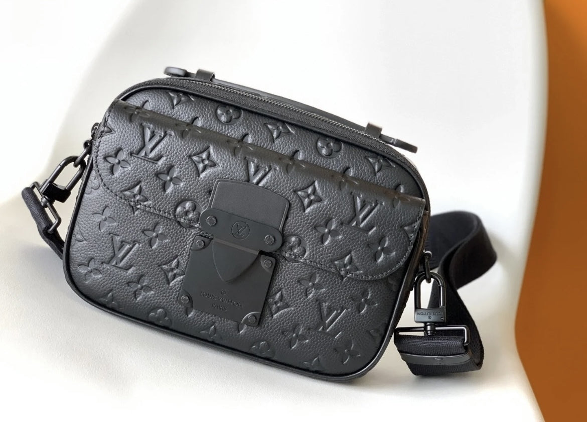 【23SS】Louis Vuitton★Sロック・メッセンジャー M58489
