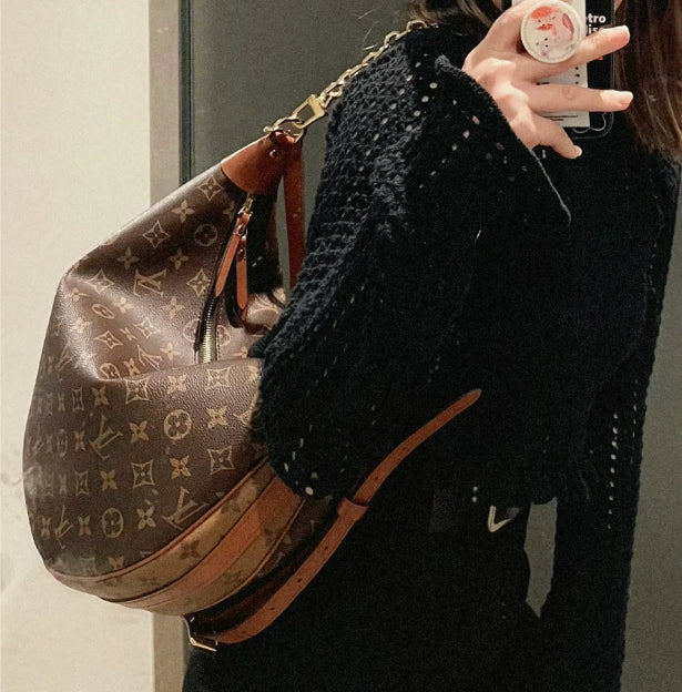 【エレガントな半月型】Louis Vuitton ループ・ホーボー M46311