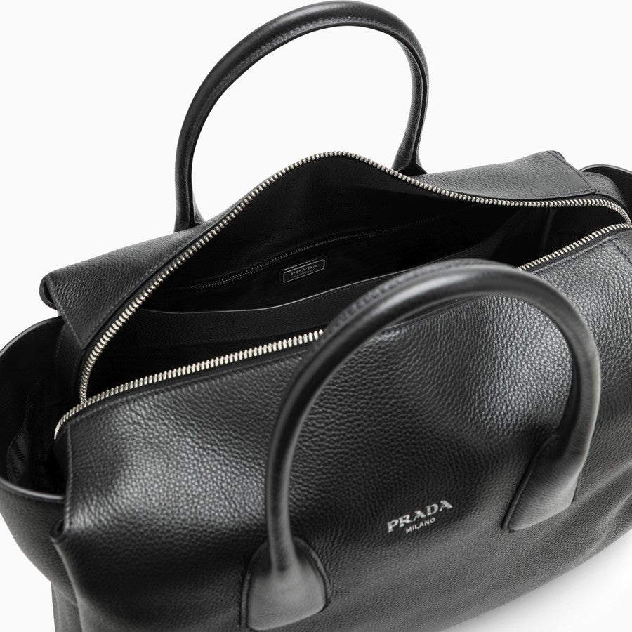 PRADA ブラックレザー ブリーフケース