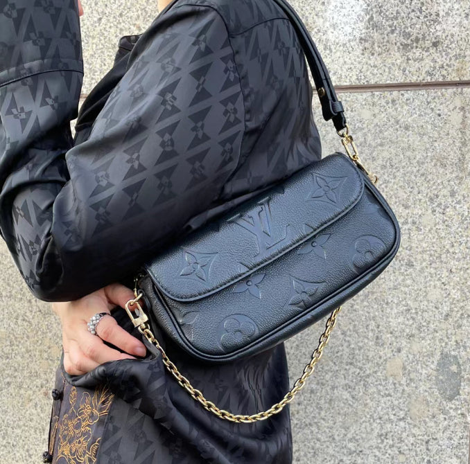 【可愛い】Louis Vuitton ウォレット オン チェーン Ivy M82154