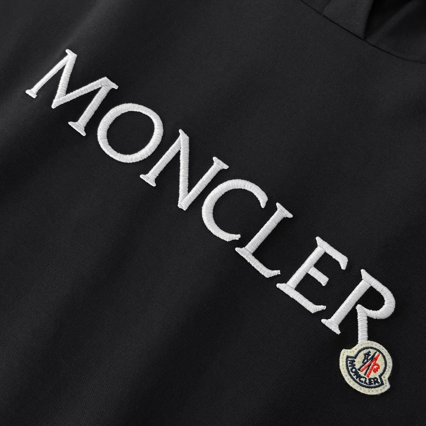MONCLER パーカー フーディー 【返品・交換 無料】