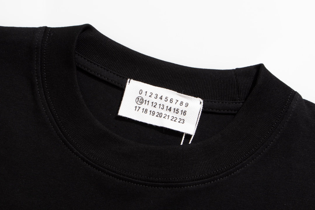 【Maison Margiela 公式旗艦店】グッチ ご好評に付き再入荷!!