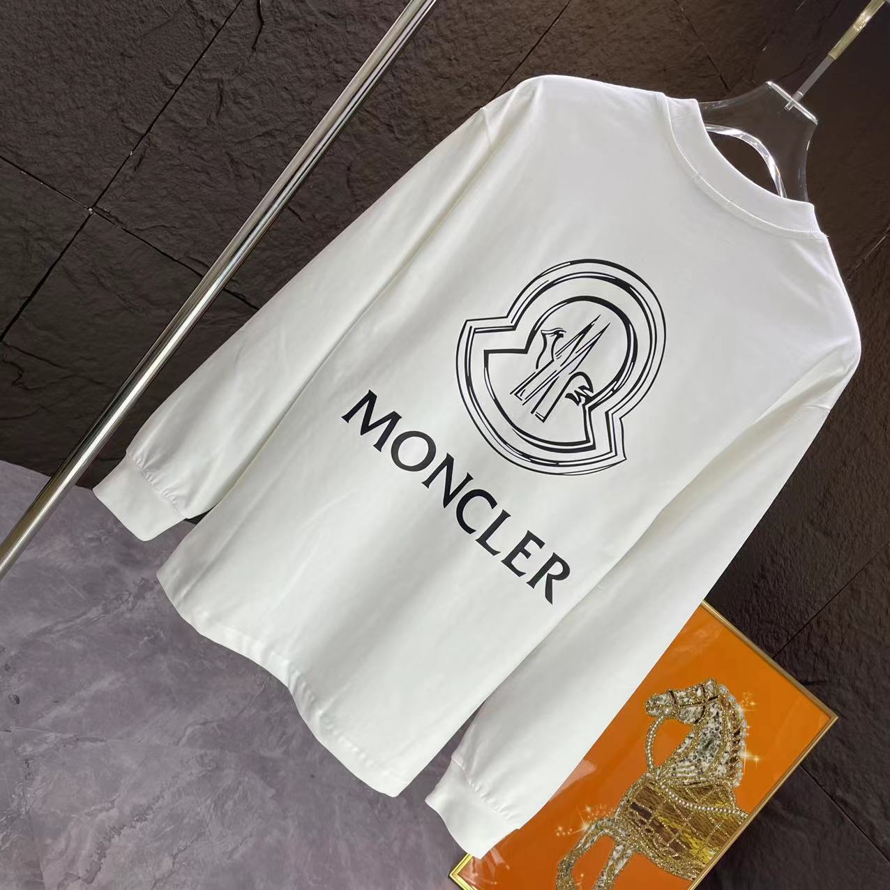 【MONCLER 公式旗艦店】ご好評に付き再入荷!!