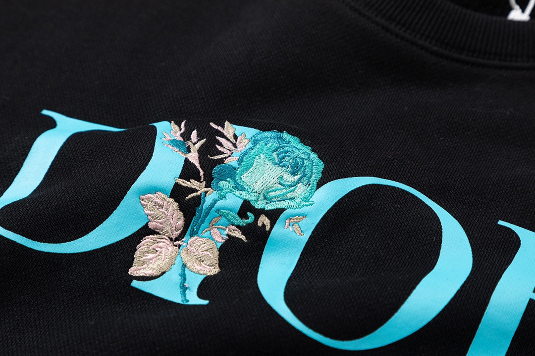 【 Dior 旗艦店】ご好評に付き再入荷!!