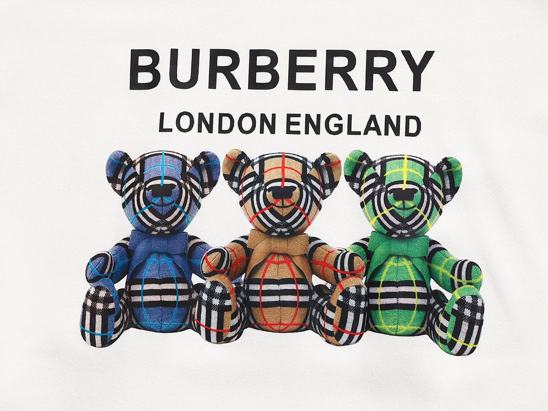 【 Burberry 旗艦店】ご好評に付き再入荷!!