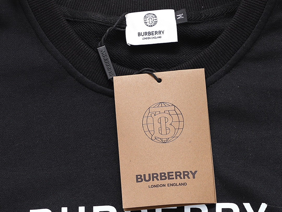 【 Burberry 旗艦店】ご好評に付き再入荷!!