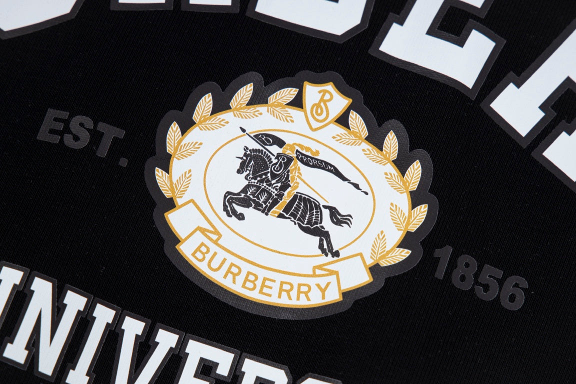 【 Burberry 旗艦店】ご好評に付き再入荷!!