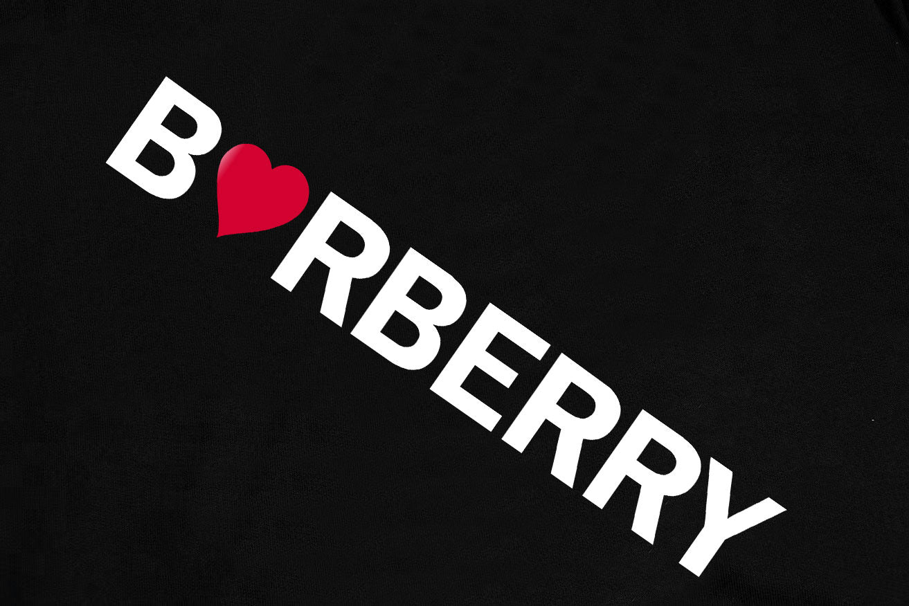 【 Burberry 旗艦店】ご好評に付き再入荷!!