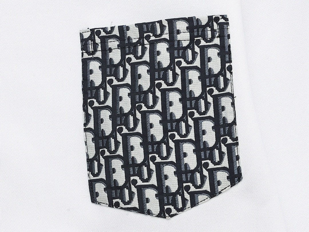 【 Dior 旗艦店】ご好評に付き再入荷!!