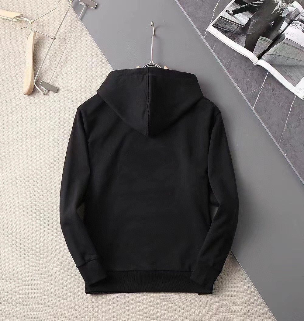 【MONCLER 公式旗艦店】ご好評に付き再入荷!!