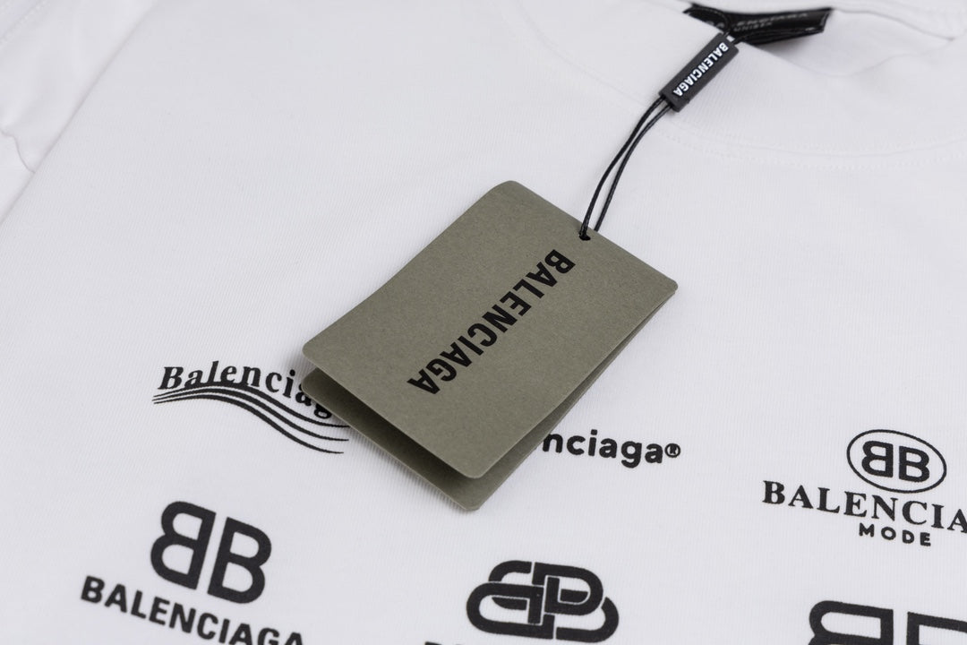 【BALENCIAGA公式旗艦店】好評に付き再入荷!!