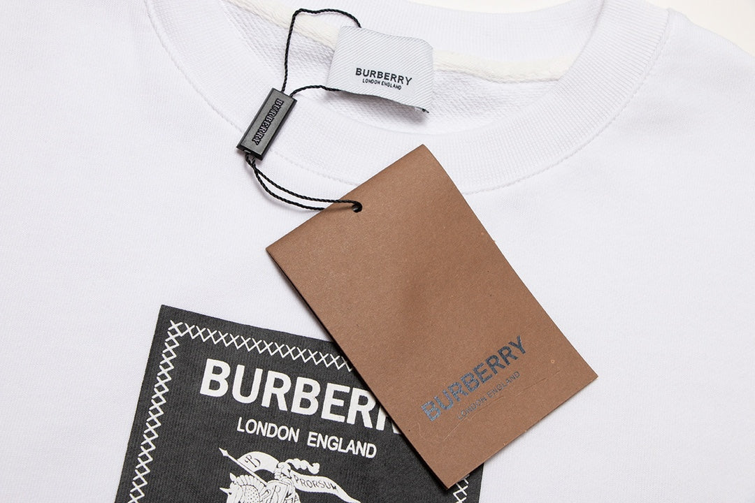 【 Burberry 旗艦店】ご好評に付き再入荷!!