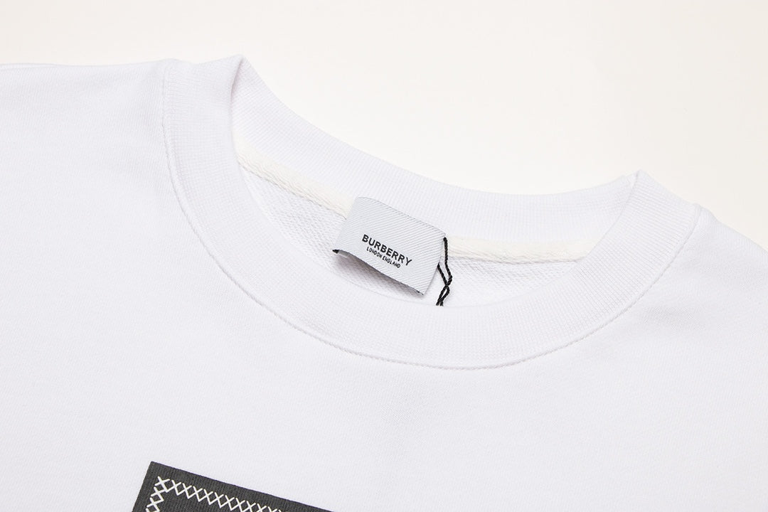 【 Burberry 旗艦店】ご好評に付き再入荷!!
