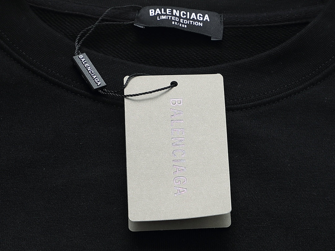 【BALENCIAGA公式 旗艦店】ご好評に付き再入荷!