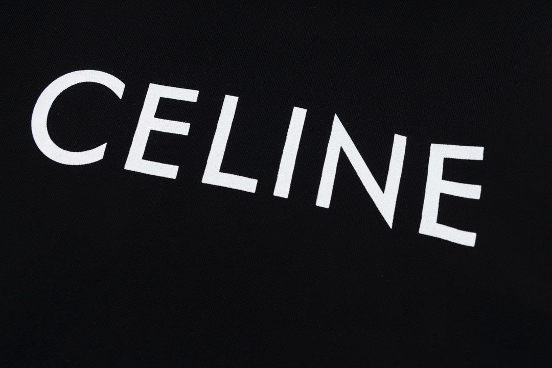 【 Celine 旗艦店】ご好評に付き再入荷!!