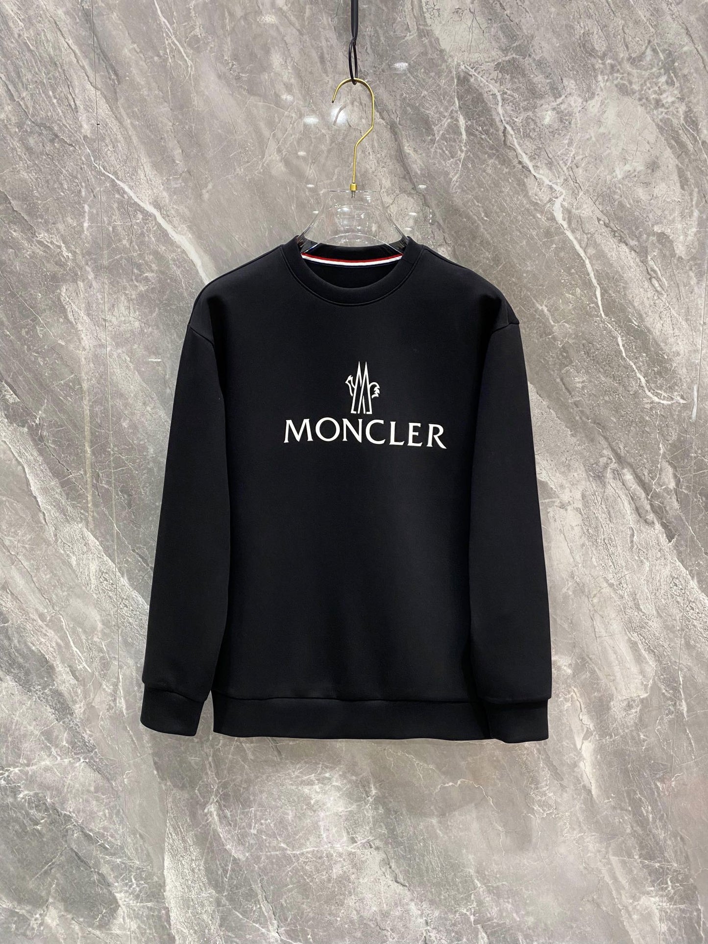 【MONCLER 公式旗艦店】ご好評に付き再入荷!!