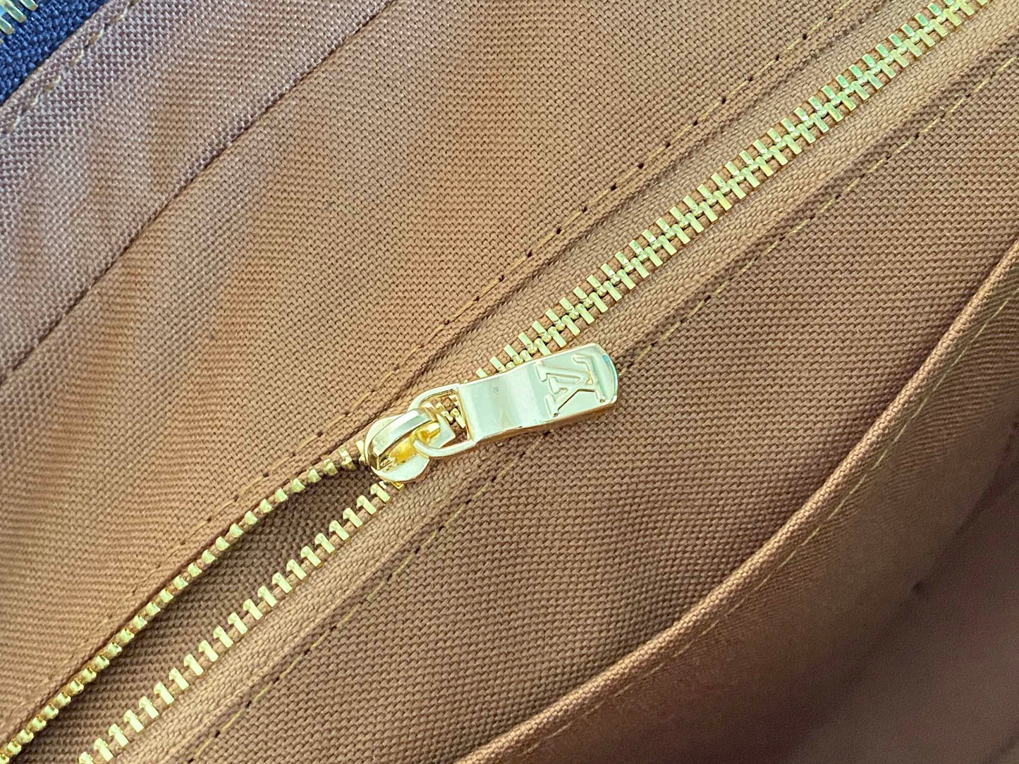 【LOUIS VUITTON】Porte-Documents Voyage モノグラム キャンバス製ブリーフケース