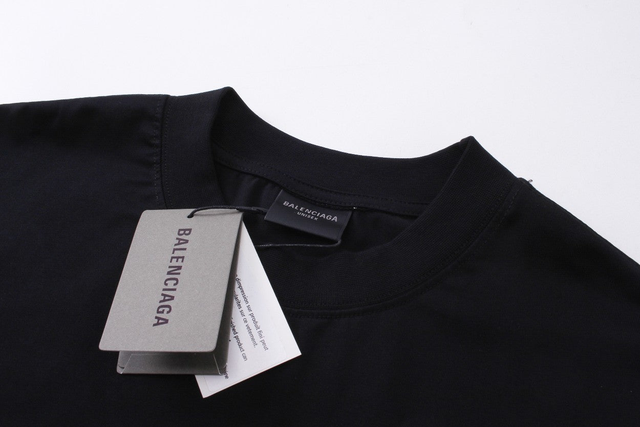 【BALENCIAGA公式 旗艦店】ご好評に付き再入荷!