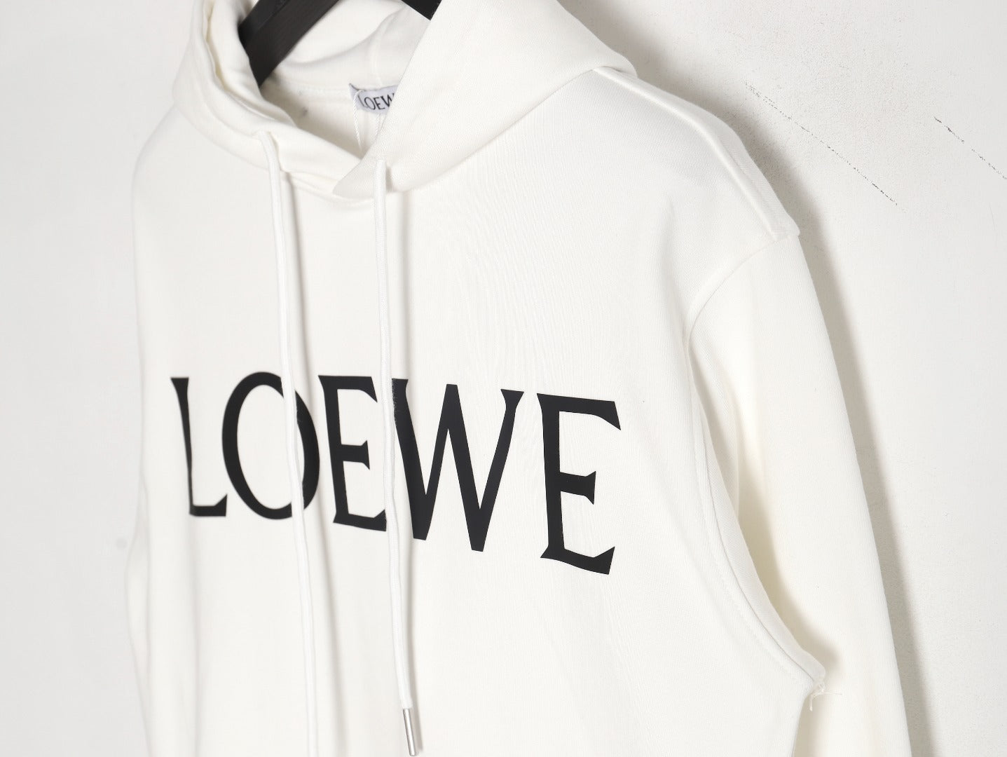 【 LOEWE旗艦店】ご好評に付き再入荷!!