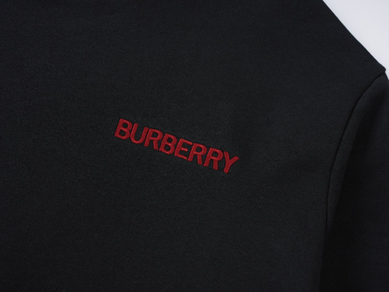 【 Burberry 旗艦店】ご好評に付き再入荷!!