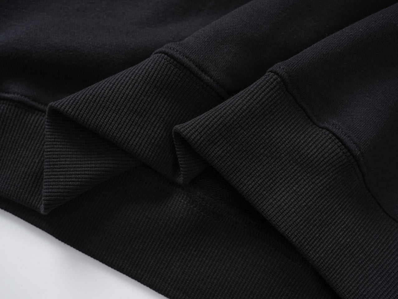 【 Burberry 旗艦店】ご好評に付き再入荷!!